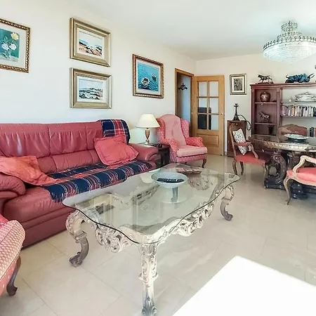 3 Bedroom Gorgeous In Benicasim شقة